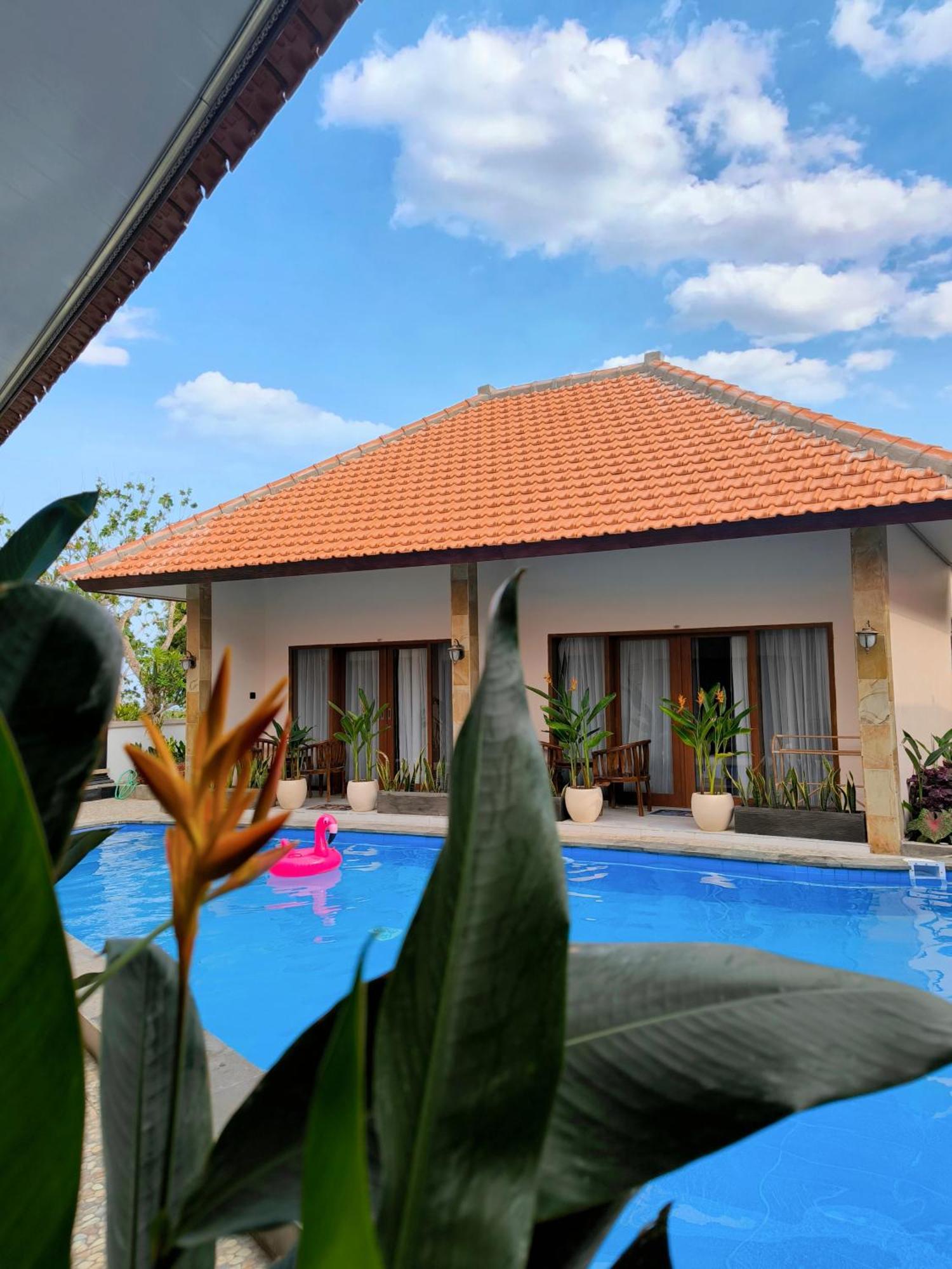 Surya Pandawa Homestay 乌干沙 外观 照片