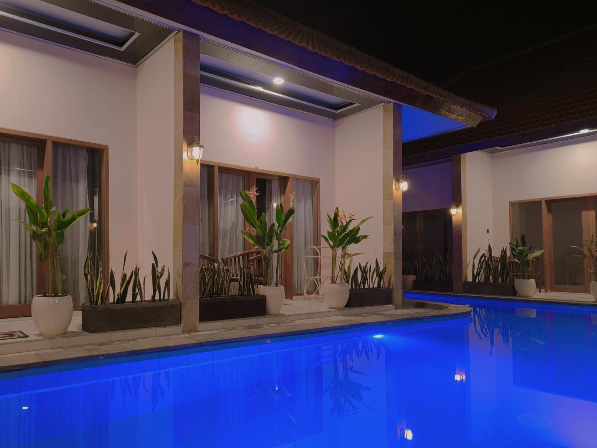Surya Pandawa Homestay 乌干沙 外观 照片
