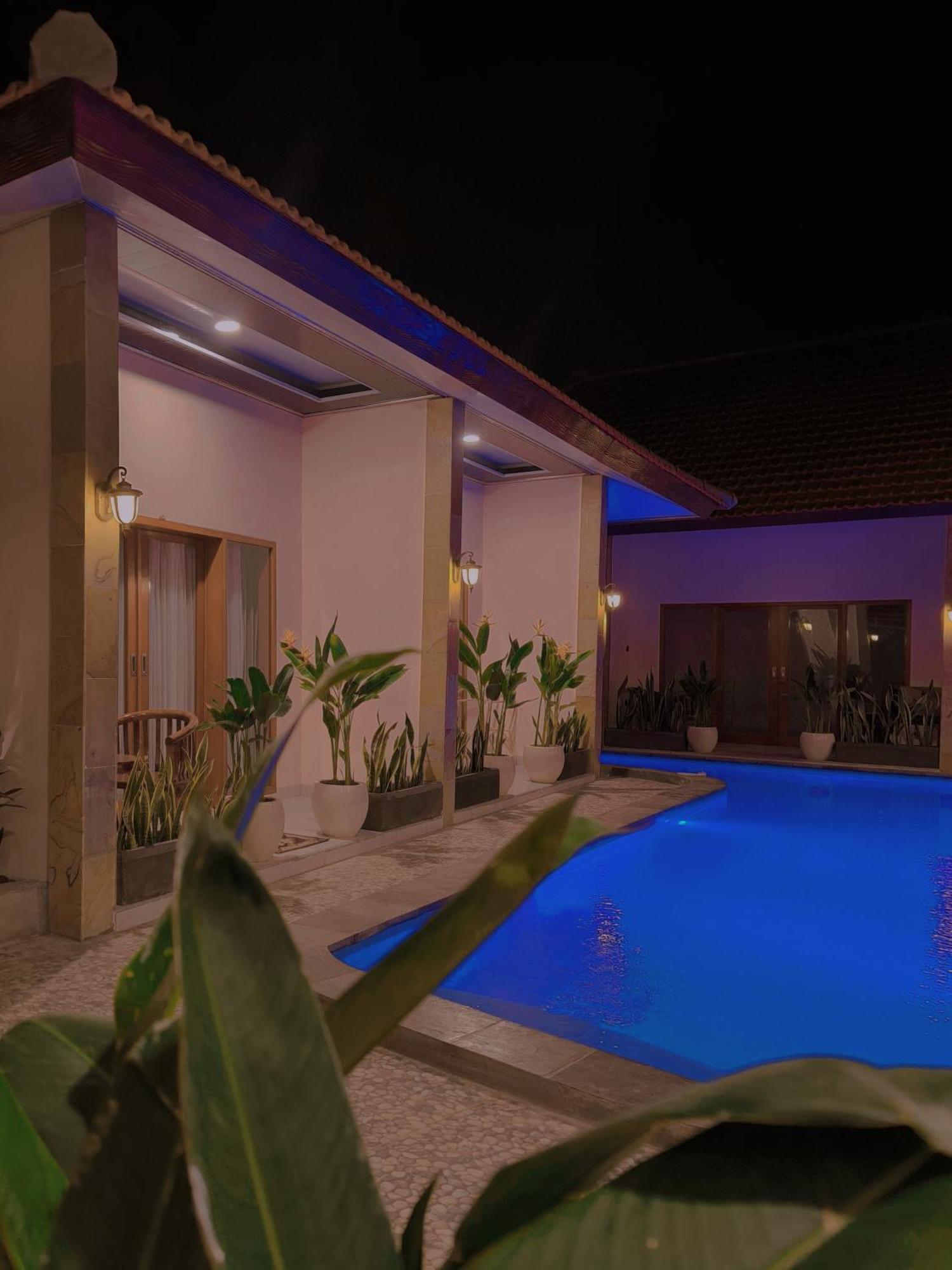 Surya Pandawa Homestay 乌干沙 外观 照片