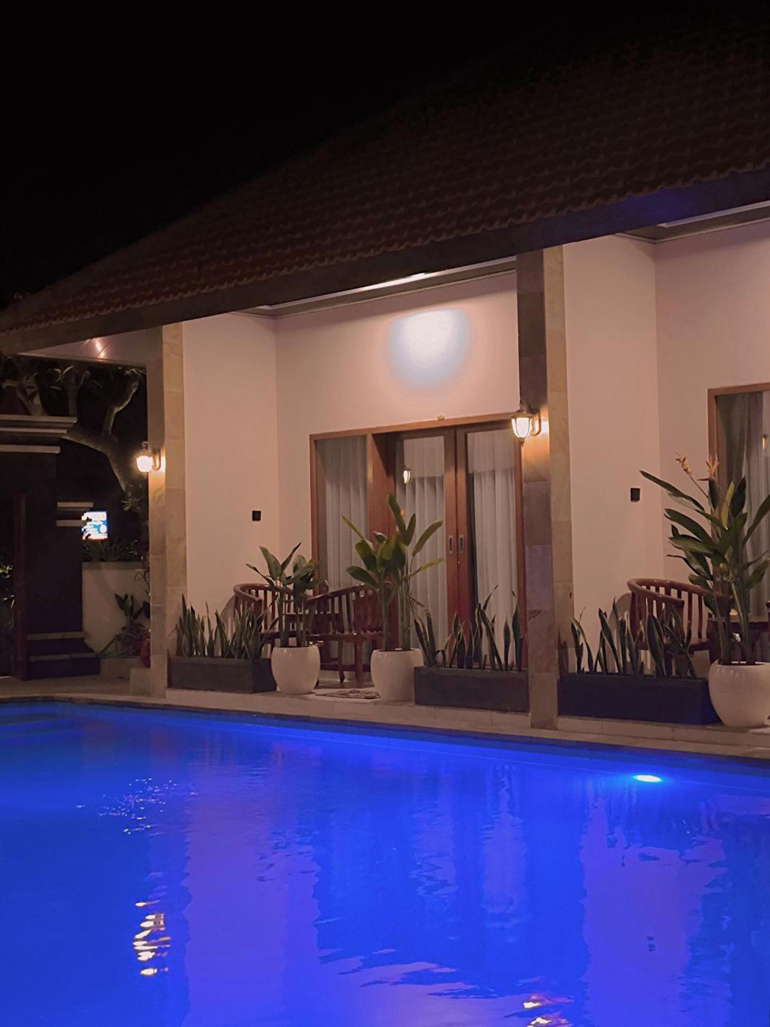Surya Pandawa Homestay 乌干沙 外观 照片